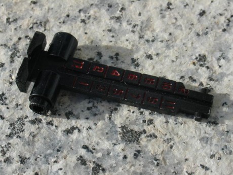 Alza para  SVD  Dragunov  (repro),   con ajuste  hasta  1200  metros,  para  sustituir a la de los modelos 01