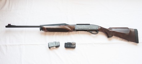 vendo rifle Remington, Woodmaster 750, cal. 30.06, 2 cargadores, no mas de 50 tiros, siempre en galeria, 00