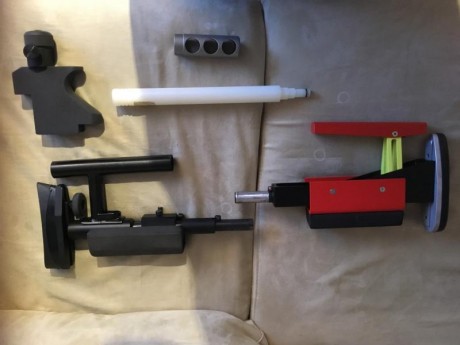 Vendo UNIQUE FMR RS1 SNIPER del calibre 308. 
Con gatillo JEWELL.
Con funda de cuero para el cerrojo.
Con 70