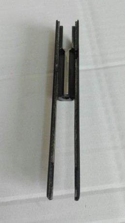 Un compañero del club vende esta Vostok .22 LR en muy buen estado de conservacion , esta completa , incluso 01