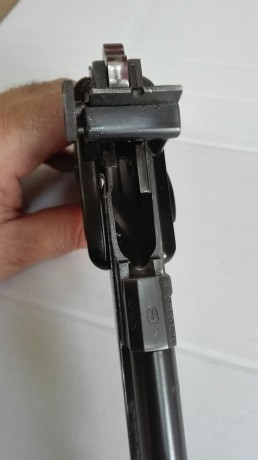 Un compañero del club vende esta Vostok .22 LR en muy buen estado de conservacion , esta completa , incluso 10