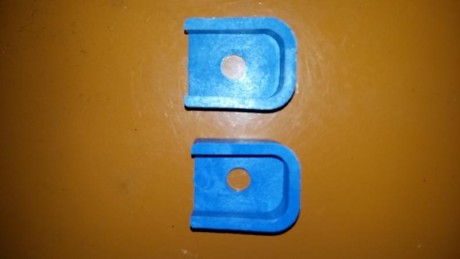 Bueno despues de haber vendido las armas de nuestro compañero fallecido... siguen saliendo cosas por los 51