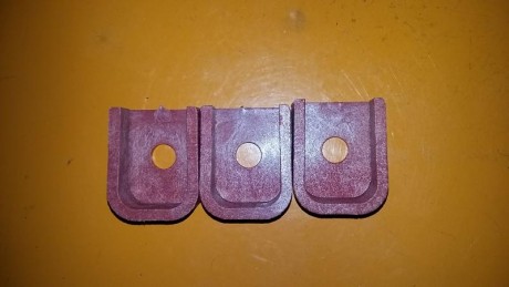 Bueno despues de haber vendido las armas de nuestro compañero fallecido... siguen saliendo cosas por los 62