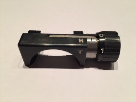  IMG_4292.JPG Corrector micrométrico de altura para el alza militar del Schmidt-Rubin K31. Esta pieza 01