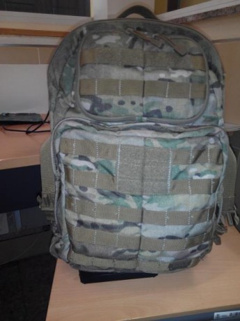 Vendo mochila 5.11 Rush multicam de 34 L de capacidad.
Tiene un año pero no tiene señales de uso esta 02