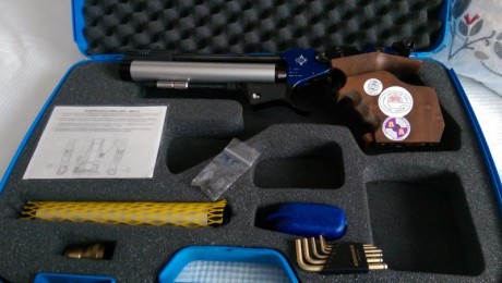 Buenos dias 
Vendo pistola match guns hybrid en muy buen estado ,con un punto de mira a mayores, dos contrapesos.
las 12