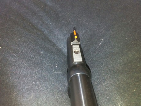 El amigo Marcos vende un magnifico Marlin de palanca, como nuevo, apenas usado para probarlo.
 modelo 10