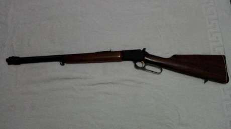 Hola.

Vendo Carabina Marlin en calibre 22 LR, el arma esta en Barcelona, y la vendo en 200€.

Adjunto 00