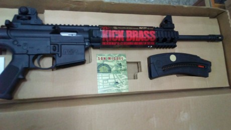 Vendo Smith &Wesson MP 15  del calibre 22 lr seminuevo,en su caja original ,esta de reestreno ha disparado 01