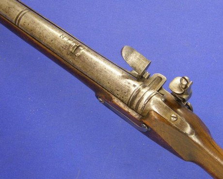 Voy a colocar unas fotos de un arma larga alemana de llave de mecha del siglo XVI. 101