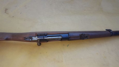 Buenas tardes compañeros, un amigo me a pedido que ponga en venta su carabina Oviedo 1909 en un estado 10