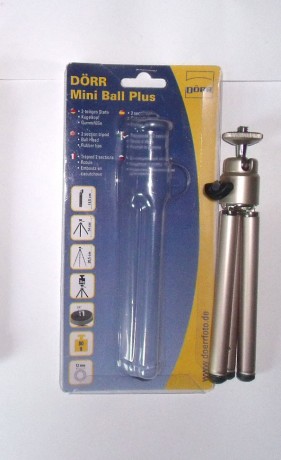 En venta en Madrid capital:

Abrazadera para adaptación a tripode, precio 25 euros

Mini trípode, desplegado 01