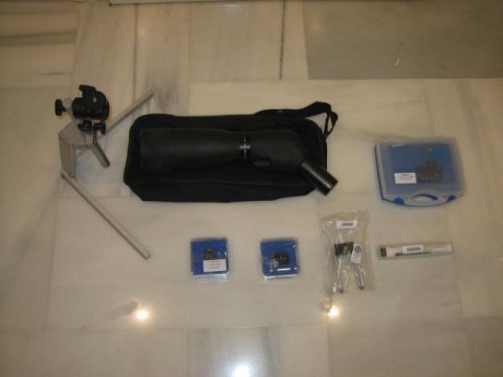 Hola, saludos a todos, un compañero que no se encuentra suelto con el tema de los ordenadores me ha pedido 02