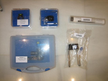 Hola, saludos a todos, un compañero que no se encuentra suelto con el tema de los ordenadores me ha pedido 00