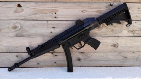 Se trata de un adaptador para poder poner una culata M4 de AR en un MP5.
La medida del tubo es Commercial.
Es 00