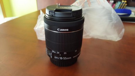 Vendo objetivo Canon efs 18-55mm IS STM (silencioso). No está usado ya que, me venía en un Kit de una 01