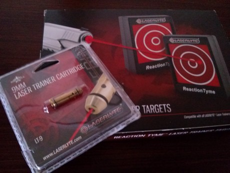 Vendo sistema de entrenamiento Laserlyte para 9mm, compuesto por el cartucho laser LT-9, el cual activa 02