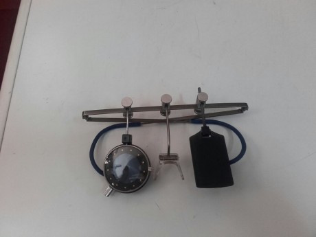 Gafas  para tiro de precisión Knobloch K1 o similares estaría dispuesto a pagar 80 o 100 euros , si es 10