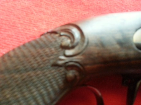 Hola,vendo mi fabulosa pistola modelo de LUJO con inscrustaciones de oro fabricada artesanalmente por 20