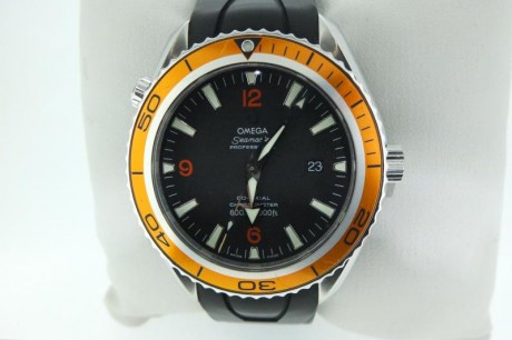 Pues eso, que vendo este OMEGA PROFESIONAL SEAMASTER PLANET OCEAN  Ref. 2908.50.91.
Es la versión de 45,5mm, 00