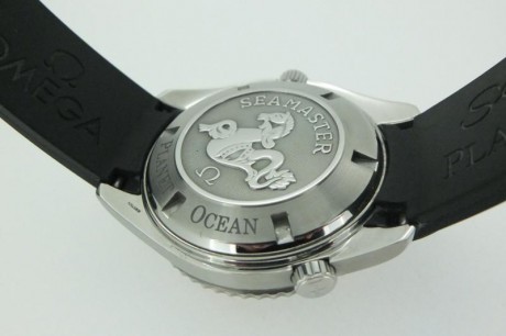 Pues eso, que vendo este OMEGA PROFESIONAL SEAMASTER PLANET OCEAN  Ref. 2908.50.91.
Es la versión de 45,5mm, 31
