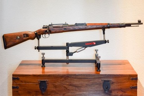 Hola buena vendo Mauser preduze 8x57 nuevo de arsenal solo se disparo para ajustar la mira, se vende con 01