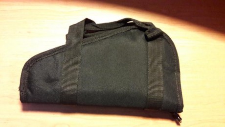 Vendo pistola Tanfoglio, calibre 9 mm Pb, longitud del cañón 4,5", en acero pulido.
Se vende con 02