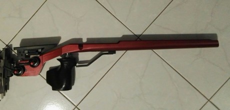 Buenos días: 

Vendo chasis de aluminio válido para carabinas Anschutz de acción redonda y cuadrada, va 02