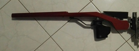 Buenos días: 

Vendo chasis de aluminio válido para carabinas Anschutz de acción redonda y cuadrada, va 01