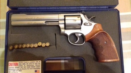 Hola a todos, al final he decidido vender esta maginifica joya del Performance Center de S & W de 02