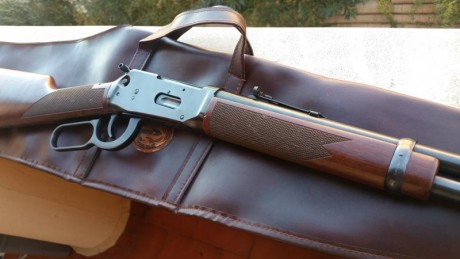 Vendo rifle de palanca Winchester 94AE, del calibre 30-30. Prácticamente sin uso, en perfecto estado de 01