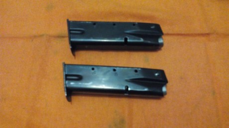 Vendo mi pistola STAR 30M, calibre 9 mm Parabelum, con un plus de un alza micrométrica LPA (propia para 10