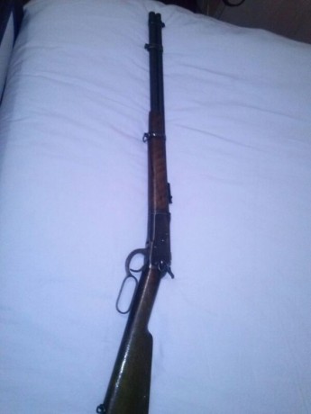 Carabina ´Tigre original, con la patente de Winchester Modelo 1892 calibre 44-40. En perfecto estado de 02