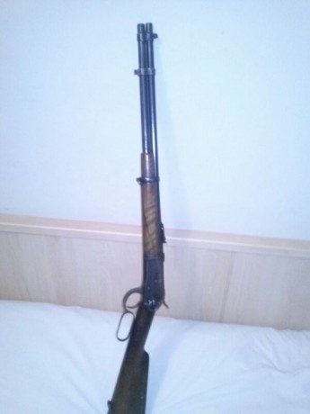 Carabina ´Tigre original, con la patente de Winchester Modelo 1892 calibre 44-40. En perfecto estado de 01