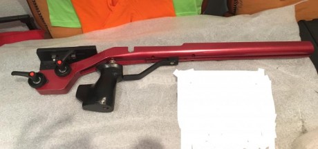 Buenos días: 

Vendo chasis de aluminio válido para carabinas Anschutz de acción redonda y cuadrada, va 81