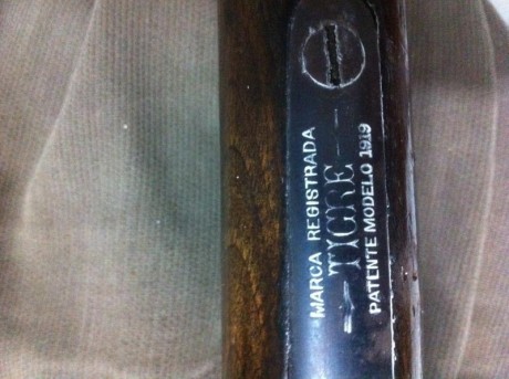 Carabina ´Tigre original, con la patente de Winchester Modelo 1892 calibre 44-40. En perfecto estado de 12
