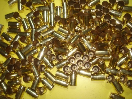 Hola,

Vendidas 250 vainas marca Magtech CBC del .45 ACP con un solo tiro, pasadas por Tumbler y en sus 00