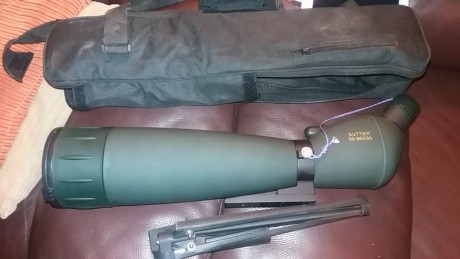 Vendo por no usar catalejo aleman sutter 30-90x90.fue un regalo,usado solo 1 vez.
Inclye bolsa tripode 01