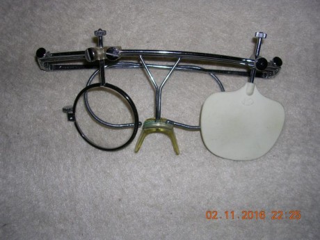 Pues como pongo en el anuncio, buscó gafas de tiro en buen estado, si es en provincia de alicante mejor.

Un 31