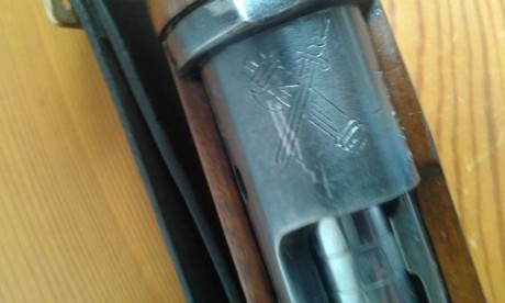 Hola en principio desearos a todos un feliz año 2017.-
     Luego ofreceros la venta de un precioso mosqueton 00