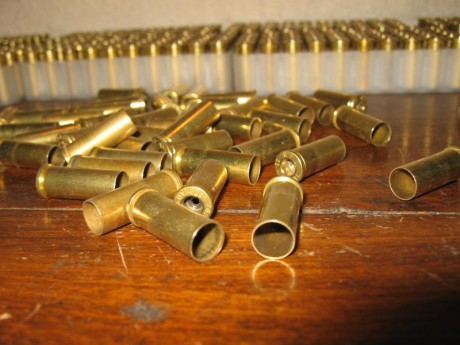   VENDO 500 VAINAS CALIBRE 32 MARCA FIOCHI  

Vendo 500 vainas del calibre 32, marca Fiochi, que solo 00