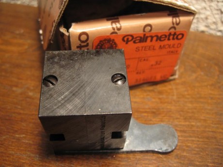   VENDO TURQUESA DE ACERO, CALIBRE 32 WADCUTTER, MARCA PALMETTO  

Vendo turquesa del calibre 32 wadcutter, 02