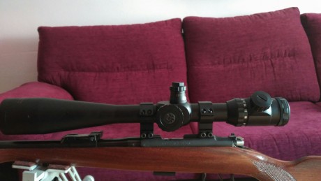 Se vende Visor 

https://arminse.es/visores-konus/1024-konus-m-30-10-40x52.html

El artículo se encuentra 00