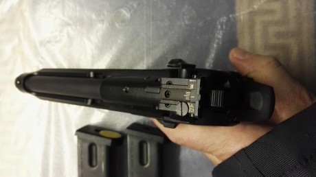 Se vende esta Beretta f92.de 9 mm y alza micrometrica.

La pistola está impecable, muy poco uso.

Lleva 02