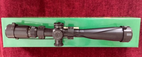  image2.JPG  image1.JPG Vendo visor Mueller 8-32X44, reticula Cruz Mildot se incluyen anillas, Estado 01