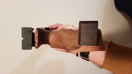 Vendo cacha original de LP50 talla M prácticamente sin uso y en perfecto estado. 

Se encuentra en Madrid.

Precio: 01