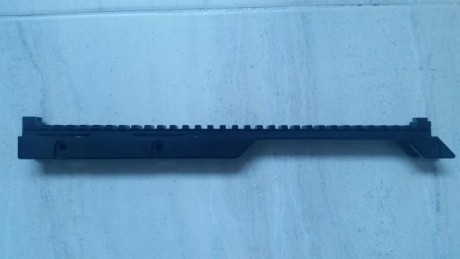 Vendo muy a mí pesar mio un par de accesorios que tenía montado en un G36, usados y en buen estado.

Culata 21