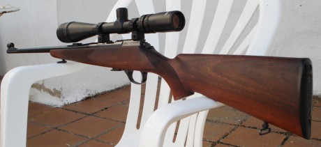 bueno, como lo prometido es deuda aqui tenéis las fotos que me habéis pedido
de mi nueva carabina zastava 11