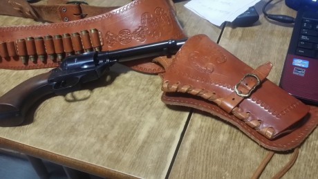 Hola a todos.
Después de ya no sé cuánto tiempo  y bajo  la necesidad de compra de una silla de ruedas 01