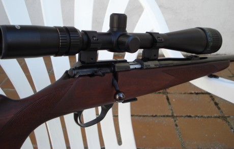 bueno, como lo prometido es deuda aqui tenéis las fotos que me habéis pedido
de mi nueva carabina zastava 22